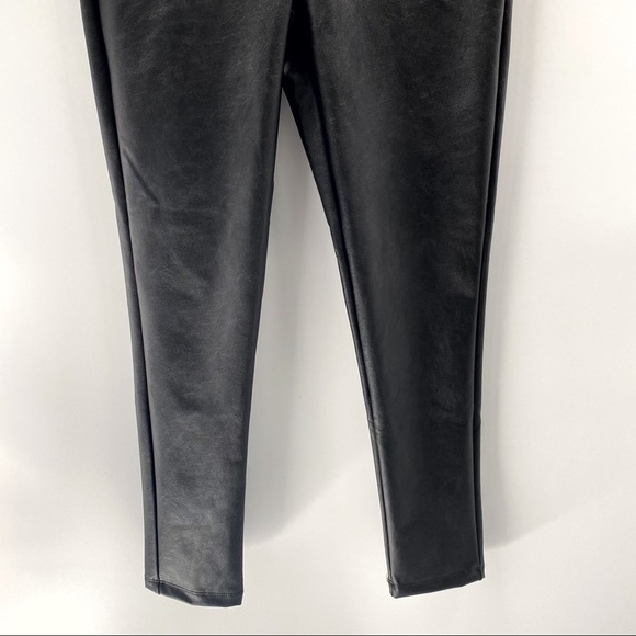 Kendall + Kylie Black Faux Leather Leggings - Picture 4 of 10